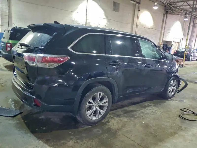2014 TOYOTA HIGHLANDER XLE  