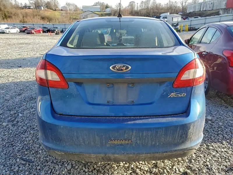 2011 FORD FIESTA S  