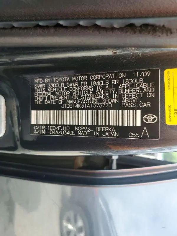 2010 TOYOTA YARIS BASE  