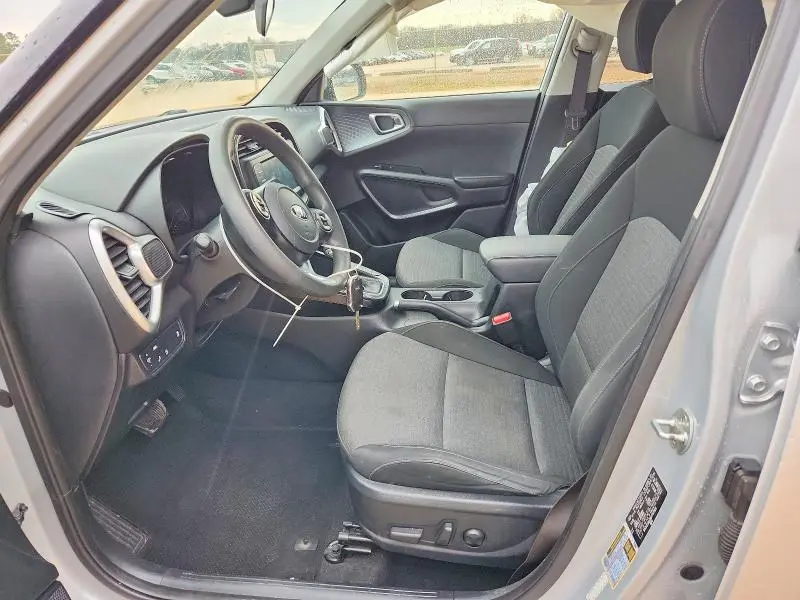 2021 KIA SOUL S  