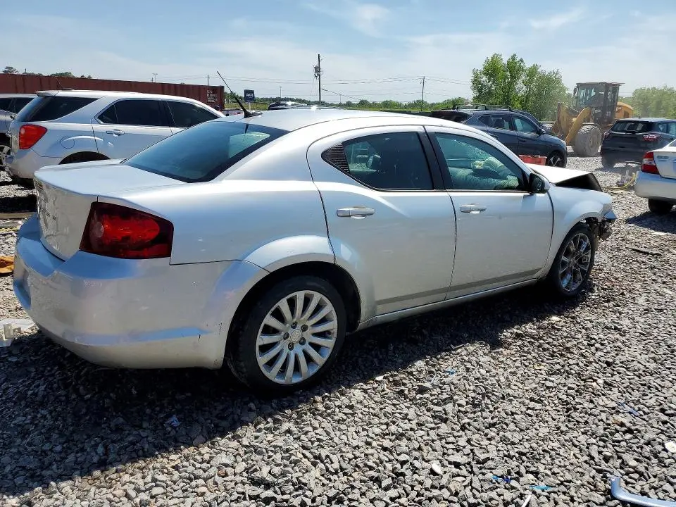 2011 DODGE AVENGER LUX  