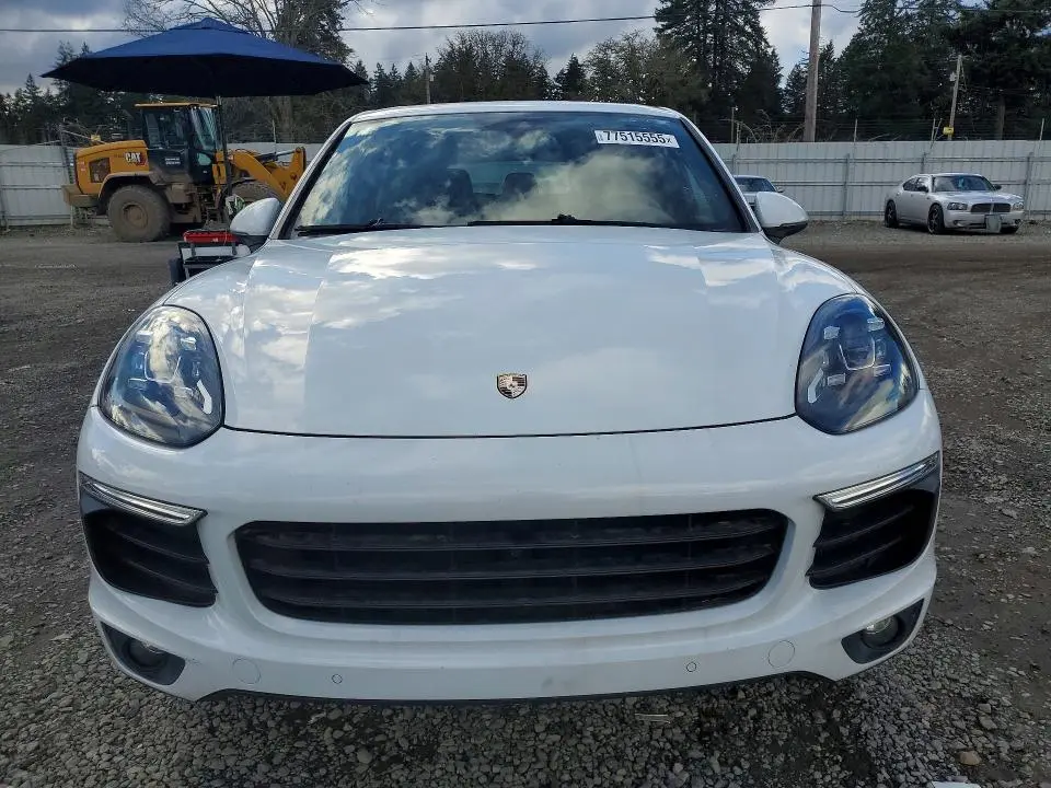 2016 PORSCHE CAYENNE   