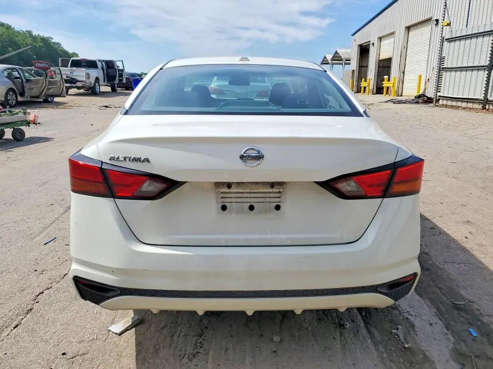2019 NISSAN ALTIMA S  