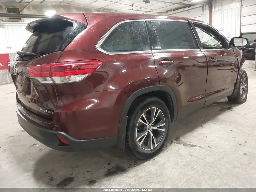 2019 TOYOTA HIGHLANDER LE PLUS