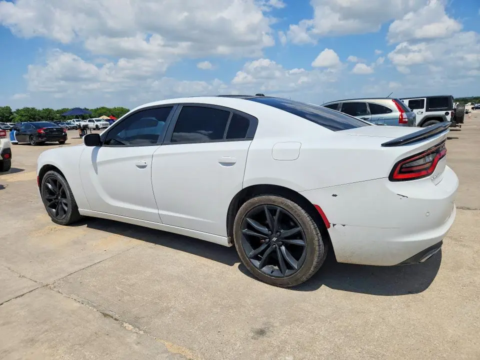 2015 DODGE CHARGER SE  