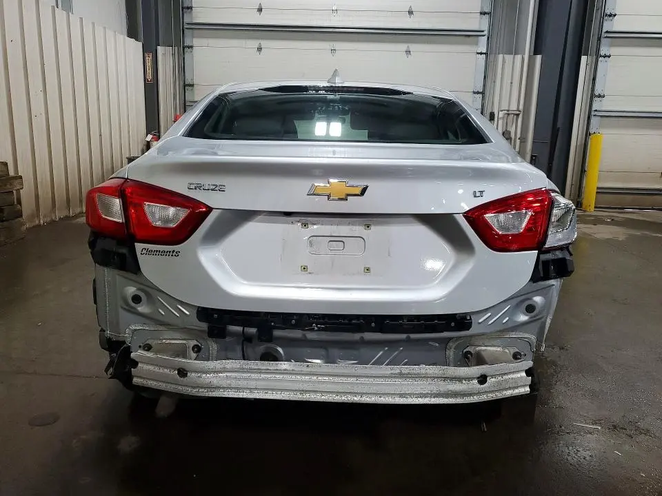 2018 CHEVROLET CRUZE LT  