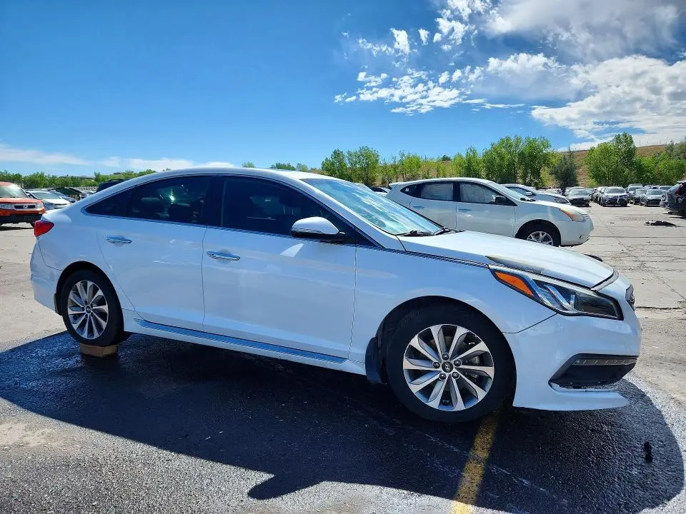 2017 HYUNDAI SONATA SPORT  