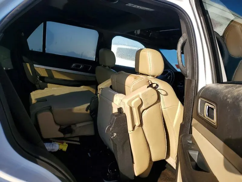 2016 FORD EXPLORER XLT  