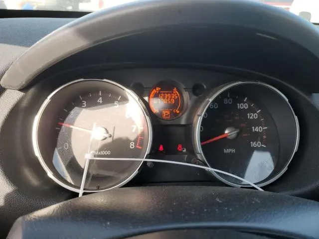 2010 NISSAN ROGUE S  
