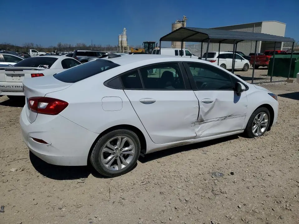 2019 CHEVROLET CRUZE LS  