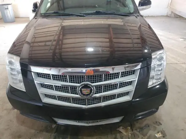 2013 CADILLAC ESCALADE PLATINUM  