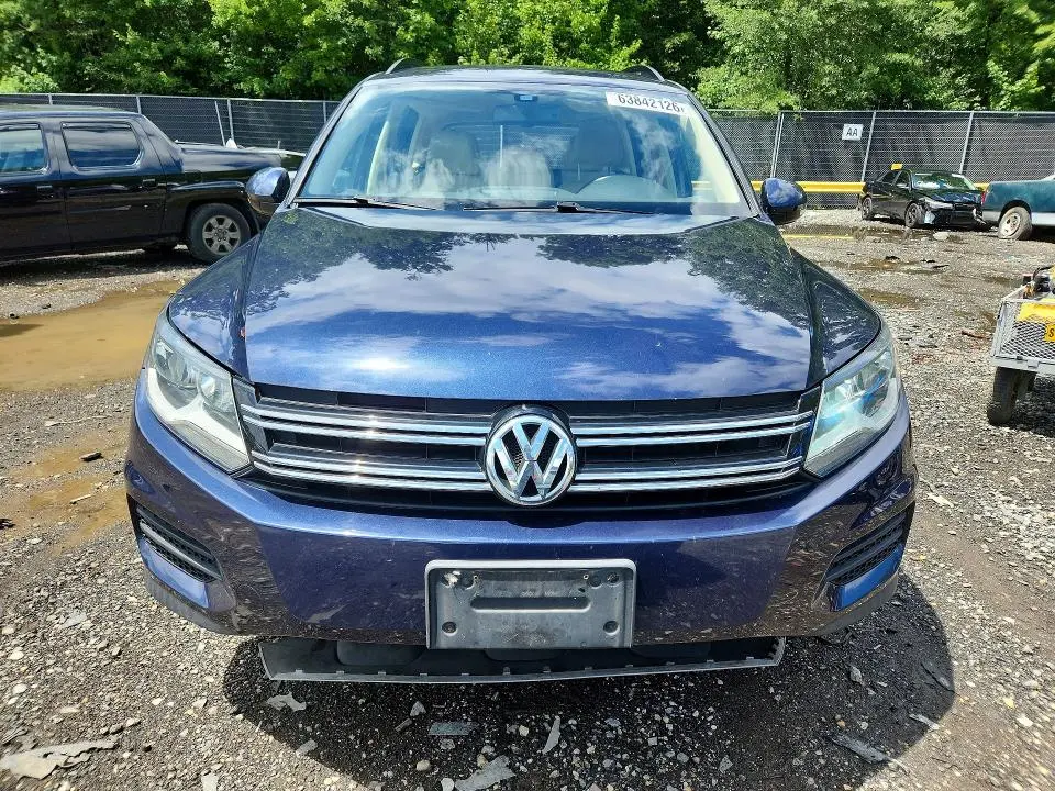 2016 VOLKSWAGEN TIGUAN S  