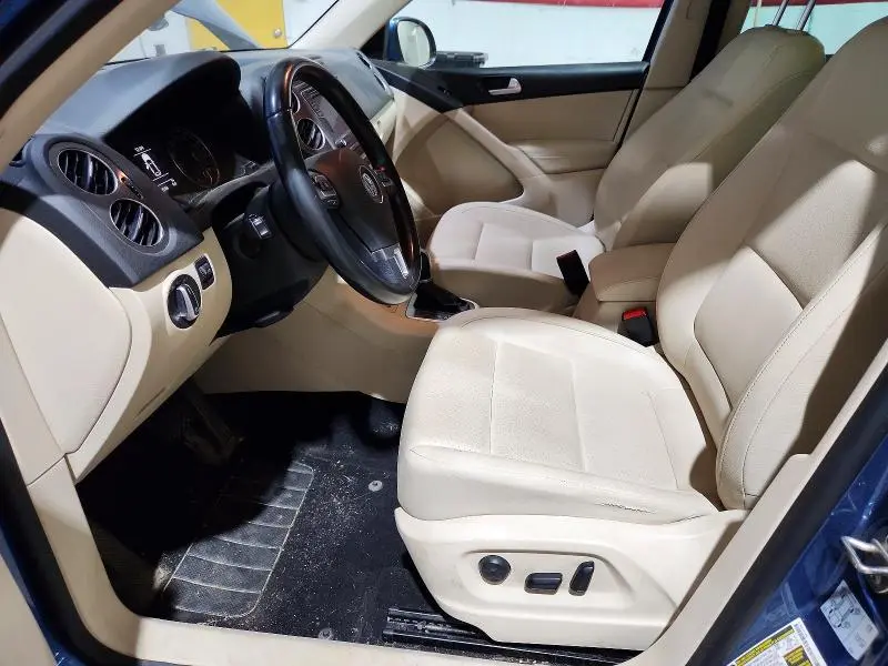 2017 VOLKSWAGEN TIGUAN WOLFSBURG  