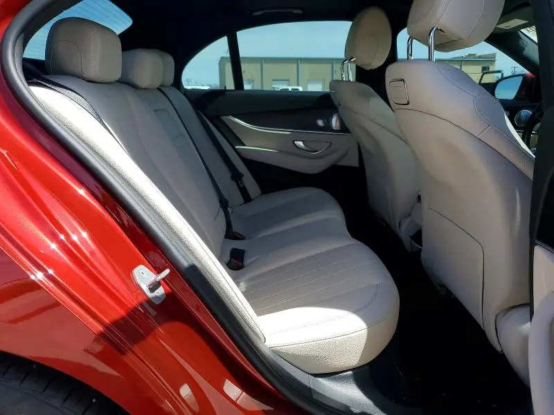 2018 MERCEDES-BENZ E 300  