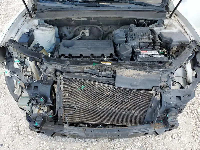 2010 HYUNDAI SANTA FE GLS  