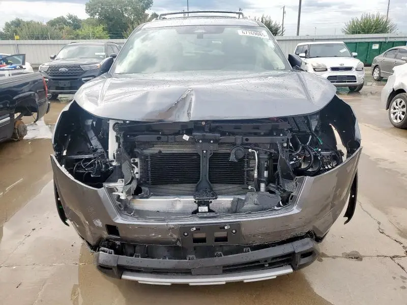 2024 NISSAN PATHFINDER PLATINUM  