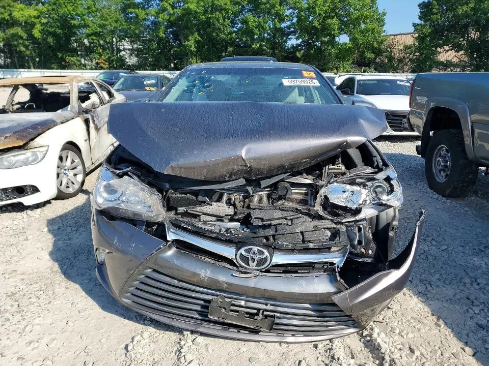 2017 TOYOTA CAMRY LE  