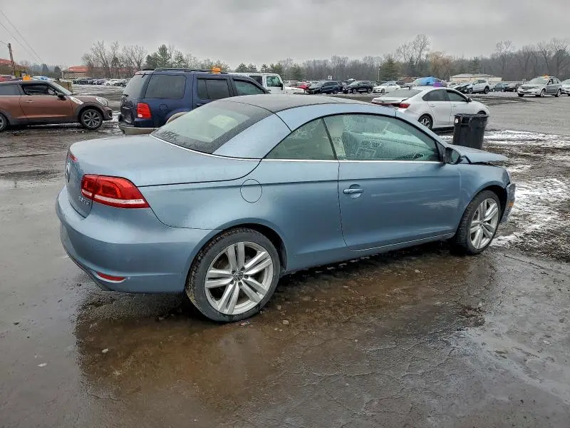 2015 VOLKSWAGEN EOS LUX  