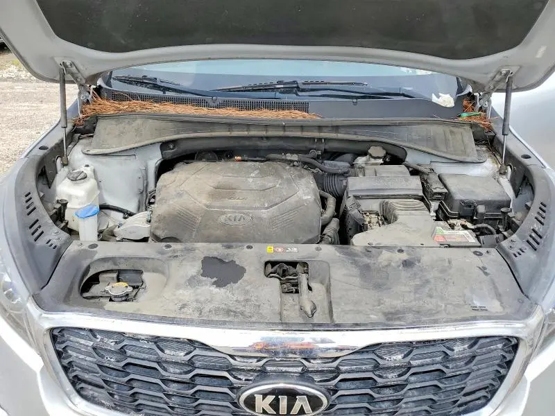 2019 KIA SORENTO LX V6  