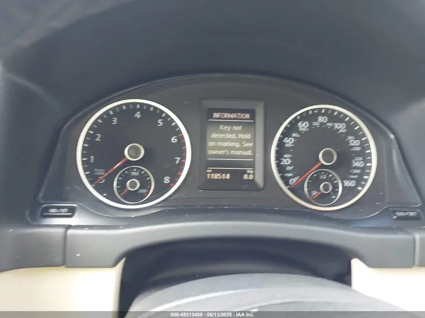 2017 VOLKSWAGEN TIGUAN  