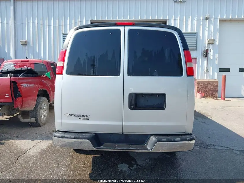 2016 CHEVROLET EXPRESS 3500 LT