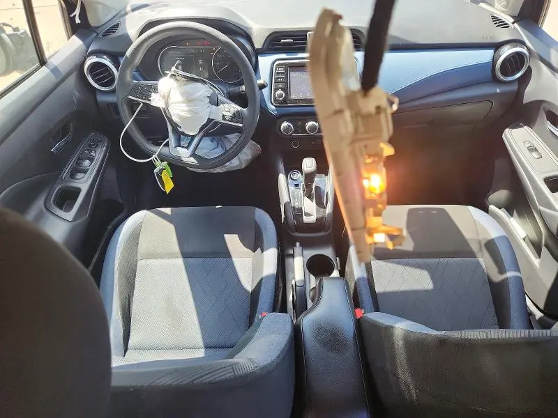 2024 NISSAN VERSA SV  