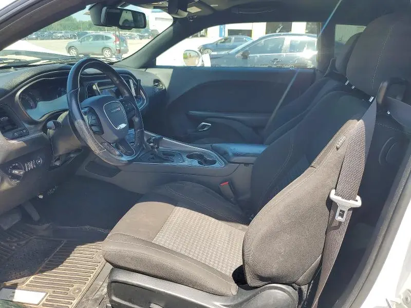 2020 DODGE CHALLENGER SXT  