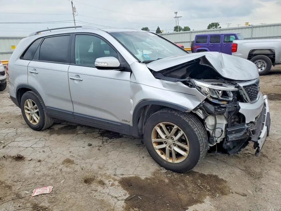 2015 KIA SORENTO LX  