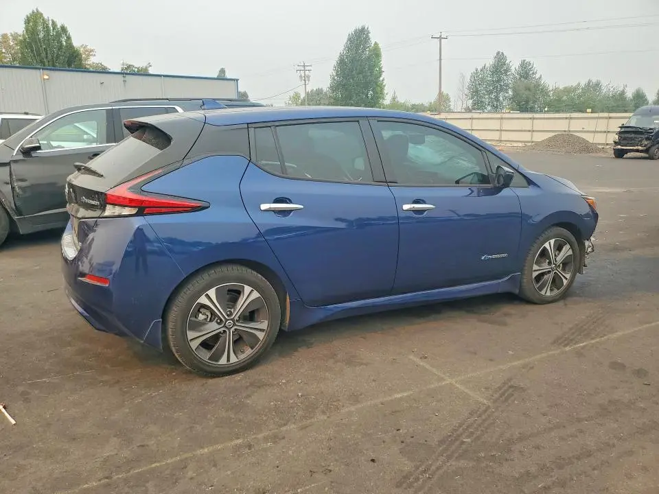 2018 NISSAN LEAF SL  