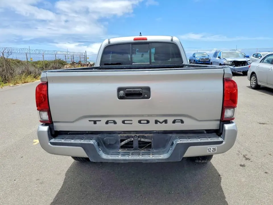 2022 TOYOTA TACOMA SR  