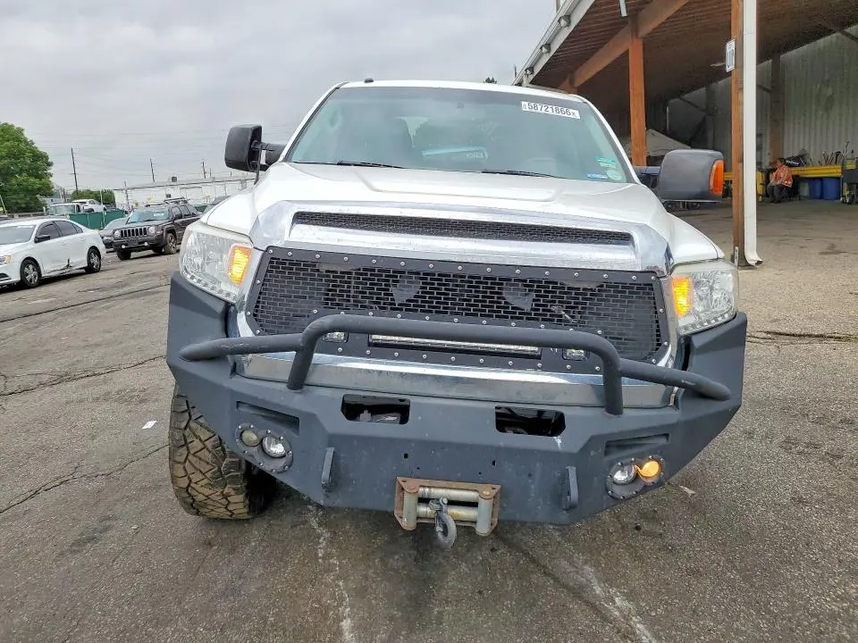 2014 TOYOTA TUNDRA CREWMAX SR5  