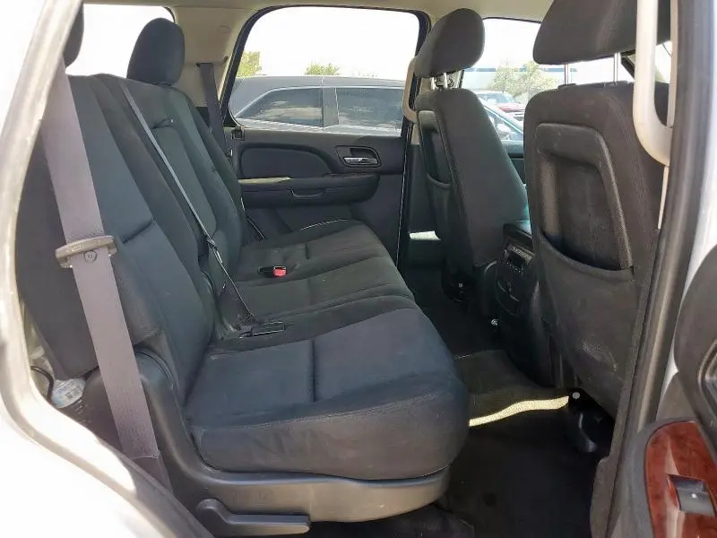 2013 GMC YUKON SLE  