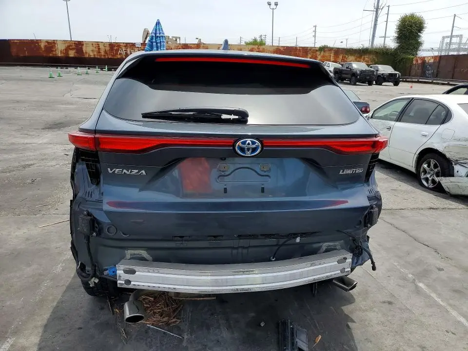 2023 TOYOTA VENZA LIMITED  