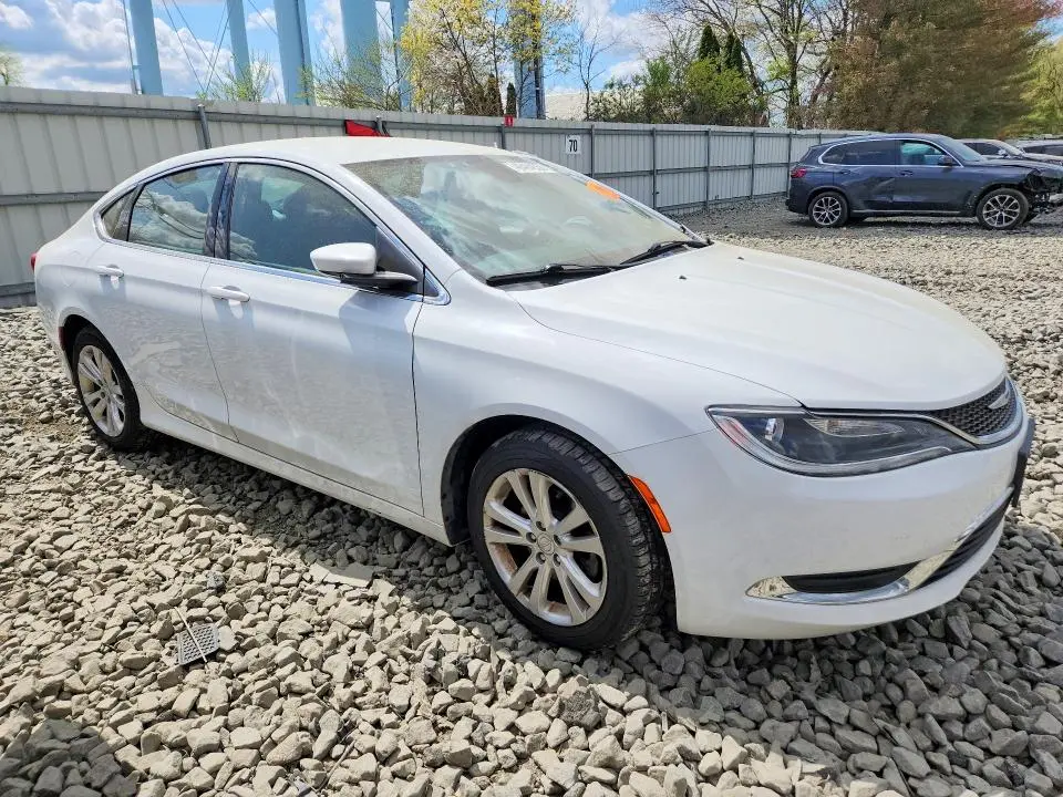2015 CHRYSLER 200 LIMITED  