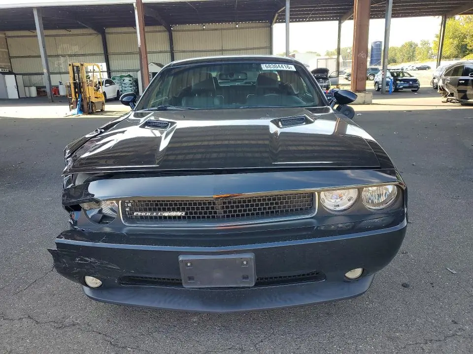 2013 DODGE CHALLENGER SXT  