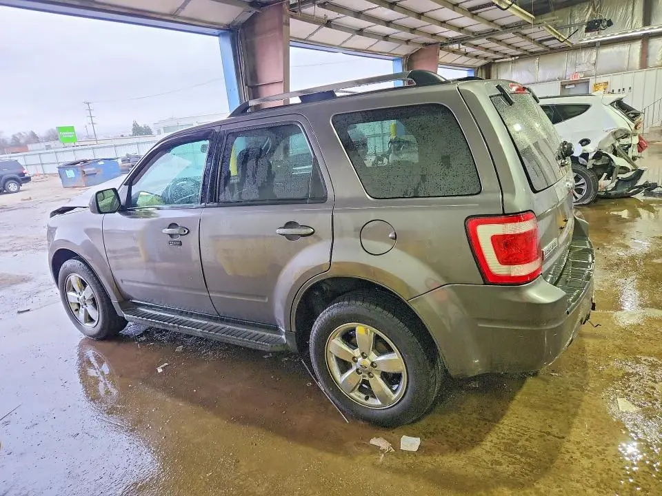 2011 FORD ESCAPE LIMITED  