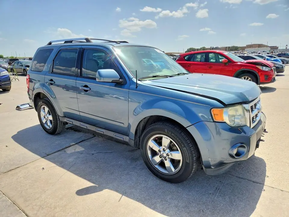 2011 FORD ESCAPE LIMITED  