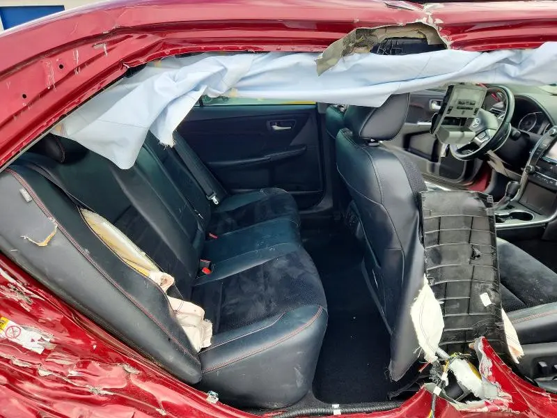 2015 TOYOTA CAMRY XSE  