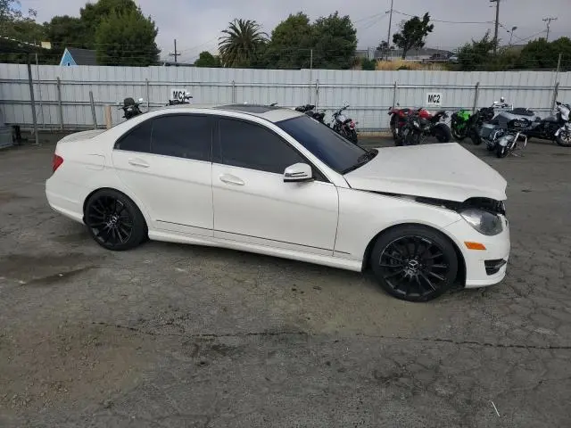 2013 MERCEDES-BENZ C 250  