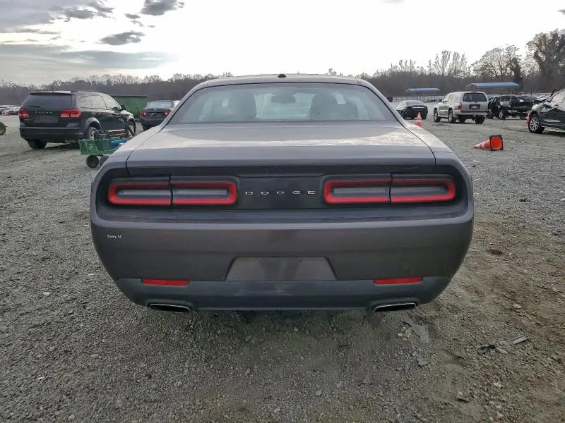 2015 DODGE CHALLENGER SXT  