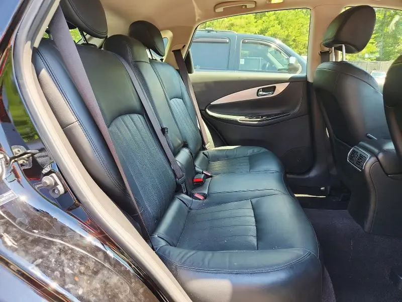2017 INFINITI QX50 BASE  