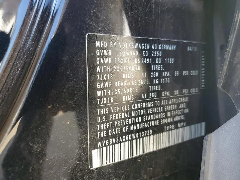 2013 VOLKSWAGEN TIGUAN S  