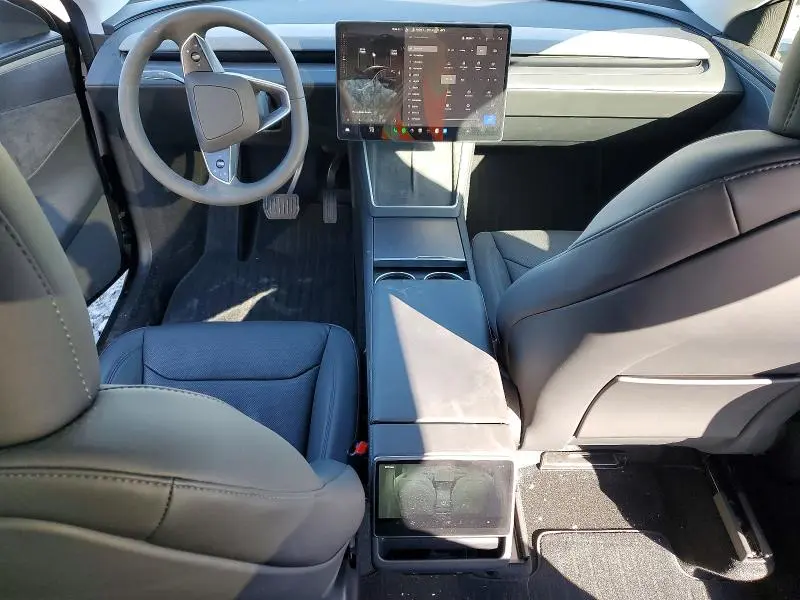 2026 TESLA MODEL Y   