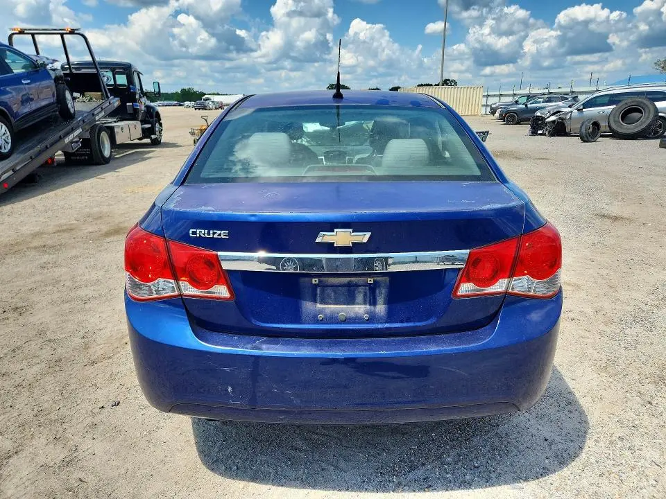 2012 CHEVROLET CRUZE LS  