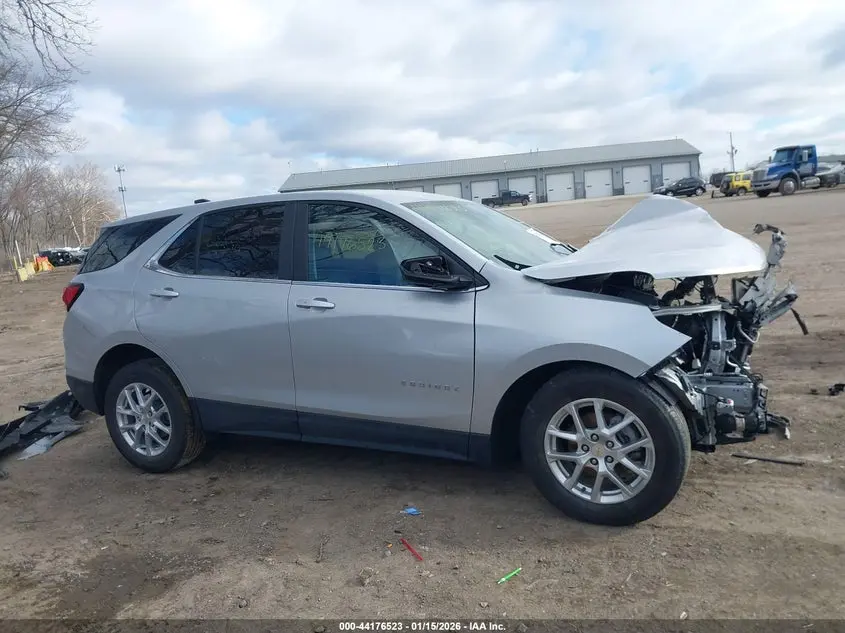 2022 CHEVROLET EQUINOX FWD LT