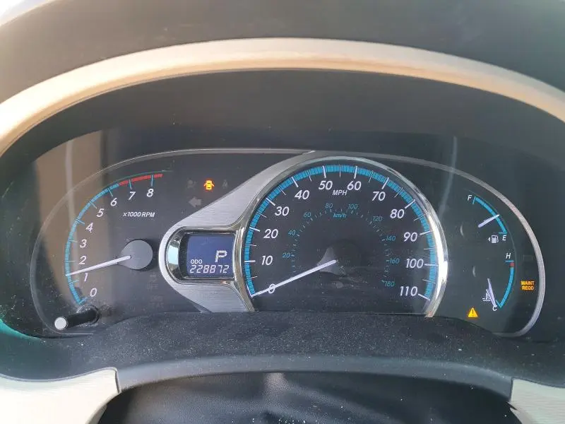 2011 TOYOTA SIENNA XLE 7-PASSENGER  