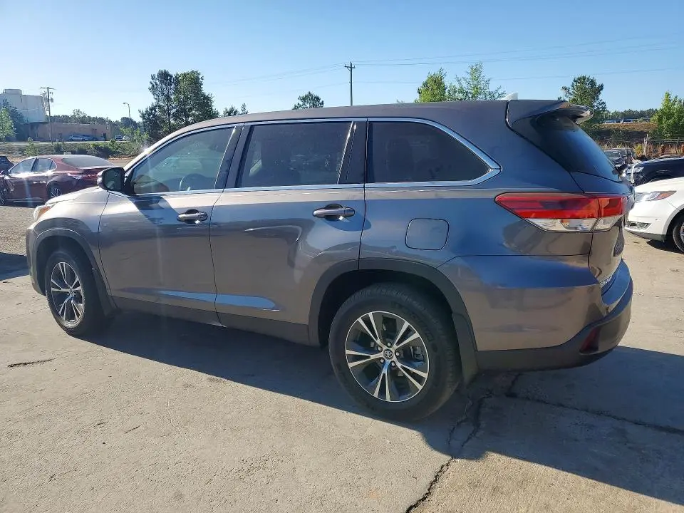 2019 TOYOTA HIGHLANDER LE PLUS  