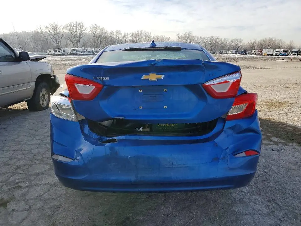 2016 CHEVROLET CRUZE LT  