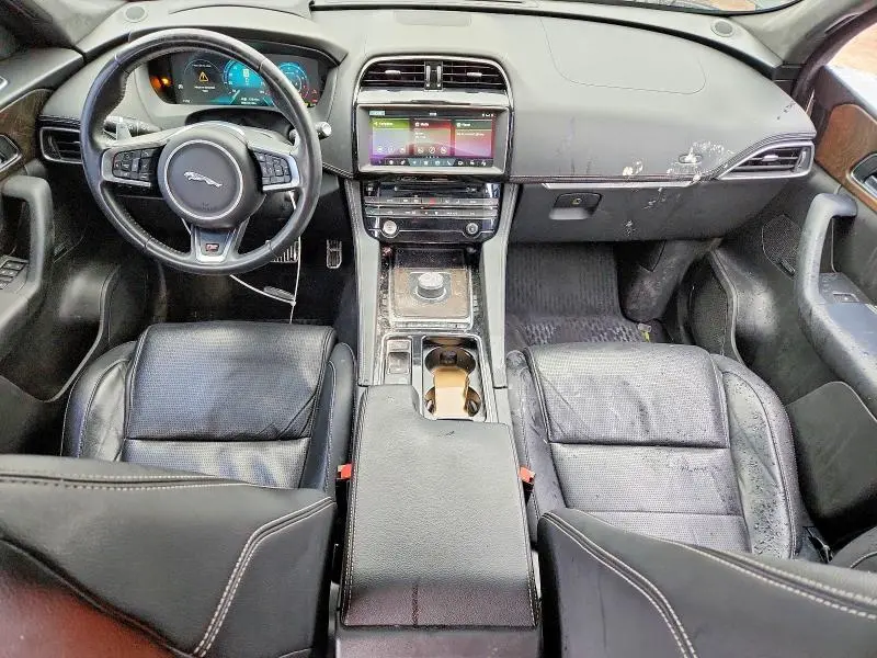 2018 JAGUAR F-PACE S  