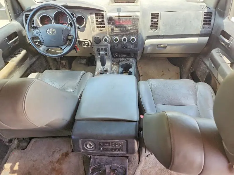 2012 TOYOTA SEQUOIA SR5  